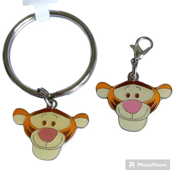 Vintage Disney Tigger Keychain & Charm Bundle Disneyana Winnie the Pooh Purse - Picture 1 of 10